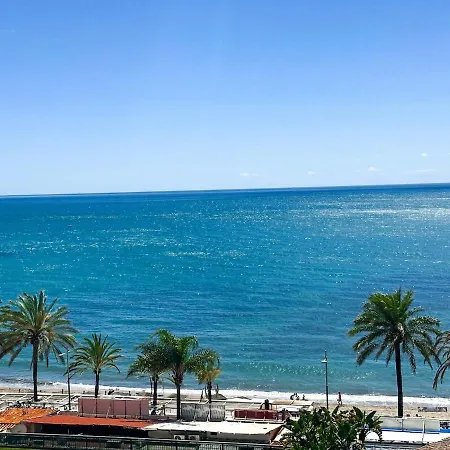 Beachfront With Pool & Parking Marbella